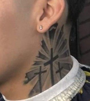 Cross Tattoo Neck, Hood Neck Tattoo For Guys, Unicorn Tattoo Designs, Forearm Cover Up Tattoos, Best Neck Tattoos, Side Neck Tattoo, Nouveau Tattoo, Chain Tattoo, Throat Tattoo