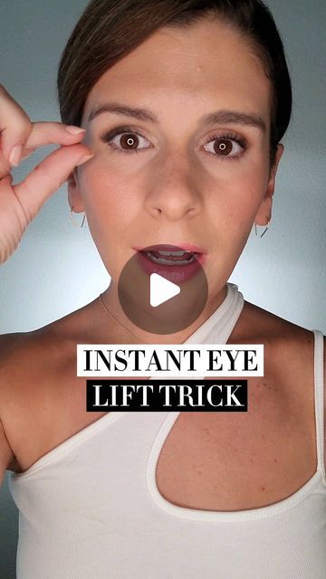 One Hooded Eyelid, Instant Face Lift Makeup, Makeup For Puffy Eyelids, Makeup Droopy Eyelids, Eye Lid Lift Droopy Eyelids, Makeup For Droopy Eyes, Eye Lifting Makeup, Droopy Eye Makeup, Saggy Eyelids