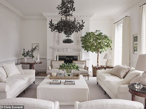 Rose Uniacke, Linen Interior, Colorful Space, White Company, Design Del Prodotto, Stunning Interiors, The White Company, Shop The Look, Drawing Room