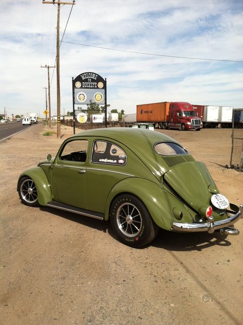 Bug Volkswagen, Dirt Roads, Volkswagen Bug, Vw Aircooled, Vintage Volkswagen, Old Classic Cars, Vintage Vw, Vw Bug, Colour Photograph