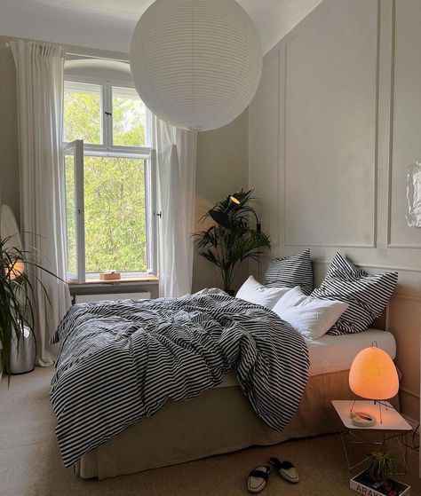 interior & architecture | @lockecici | Instagram Scandinavian Interior Bedroom, University Room, Berlin Home, Scandi Bedroom, My Scandinavian Home, Room Redesign, Future Room, Decor Elements, Dream Room Inspiration