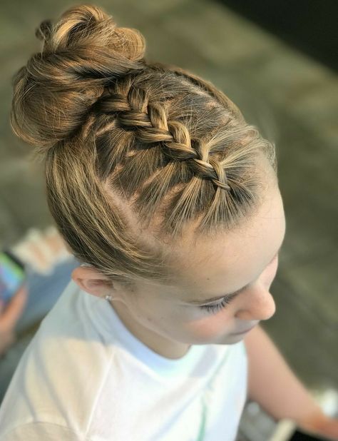 Toddler Dance Recital Hair, Gymnastics Buns For Meets, Dance Picture Hairstyles, Dancer Hairstyles Dance Hair, Cute Gymnastics Hairstyles, Dance Competition Hairstyles, Gymnastic Hairstyles For Kids, Amish Hairstyles, Gymnast Hairstyles