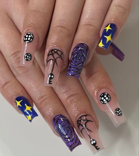 Aura Nails Halloween, Funky Long Nails, Simple Coraline Nails, Coraline Nail Ideas, Halloween Nails Coraline, Coraline Nails Short, Coraline Themed Nails, Coraline Nail Designs, Coraline Nails Acrylic