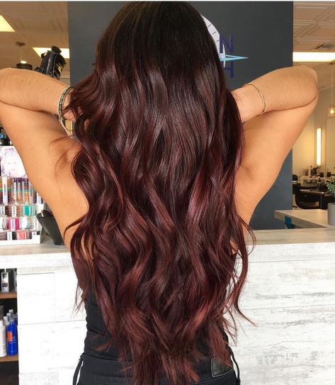 Red Toned Brown Hair Caramel Highlights, Red Wine Balayage Hair, Chocolate Brown With Red Highlights, Red Gloss Hair, Light Maroon Hair, Mahogany Hair Color Balayage, Red Toner For Brown Hair, Balayage Brunette Red, Red Brown Balayage Hair