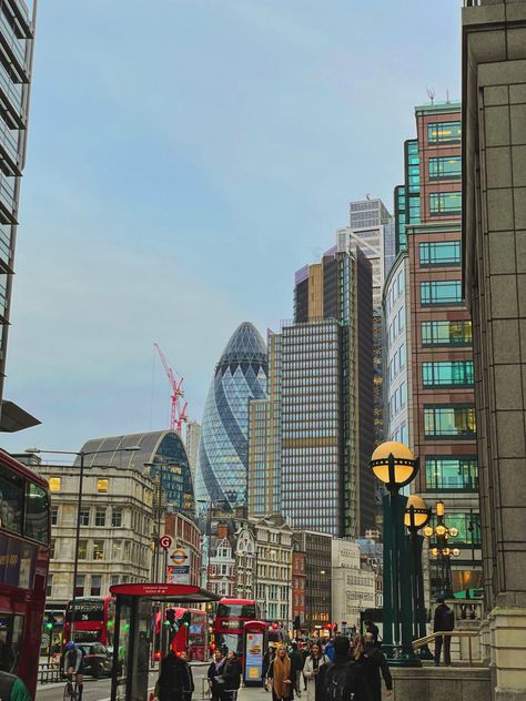 Streets of London in the financial district with a view onto the Gherkin. You can also see the typical red busses and other buildings of the financial district. London Financial District, London Finance, The Gherkin, My Future Job, Streets Of London, Future Job, Future Jobs, Financial District, London Street