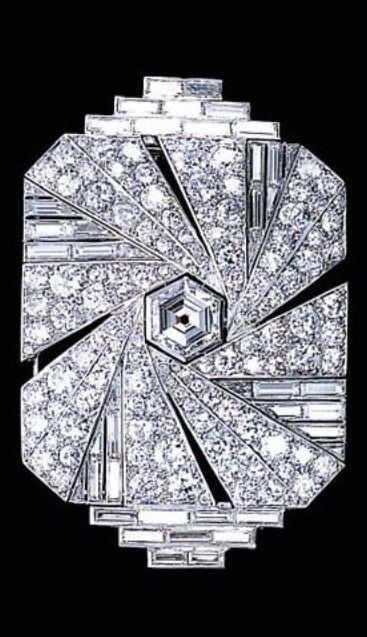 BOUCHERON - AN ART DECO DIAMOND BROOCH, CIRCA 1932. Bezel-set with a hexagonal-cut diamond in an old European and baguette-cut diamond geometrical swirl surround to the diamond tiered terminals, with French assay mark, signed Boucheron, Paris. #Boucheron #ArtDeco Boucheron Brooch, Art Deco Diamond Brooch, French Design Style, Bijoux Art Deco, Fantasy Closet, Diamond Brooch, Deco Jewelry, Art Deco Diamond, French Country Decorating