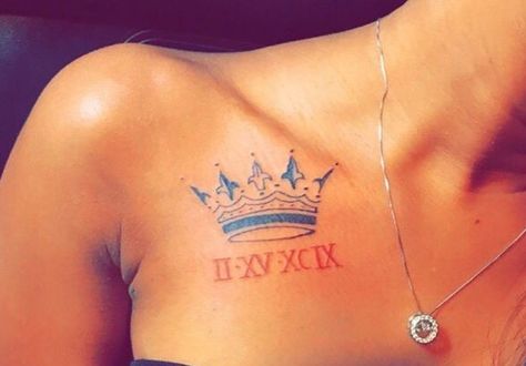 Queen ✨ Crown Tattoos For Women, Crown Tattoos, Full Sleeve Tattoo Design, Snakebites, Black Girls With Tattoos, Inspiration Tattoos, Dope Tattoos For Women, Shoulder Tattoos For Women, Stylist Tattoos