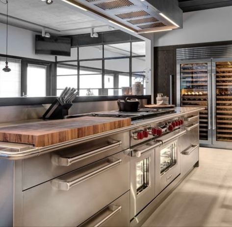 #wolf Chef Kitchen Home, Chefs Kitchen Design, Commercial Kitchen Design, Wolf Appliances, Industrial Kitchen Design, Dream Kitchens Design, Outdoor Kitchen Design Layout, Kitchen Concepts, Luxury Kitchen Design