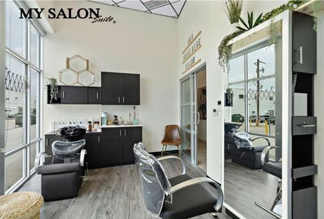 Our mission is to inspire independent salon owners. Apply for your beautiful space today! https://www.mysalonsuite.com/oceanside/ Mini Hair Salon Ideas, Salon Suite Layout Floor Plans, In Home Hair Salon Ideas Small Spaces, Small Hair Salon Ideas Layout, Salon Suites Layout, Salon Suite Ideas Layout, Small Salon Suite Ideas Layout, Salon Suite Decor Small Spaces, Hair Suite Decor Salon Ideas