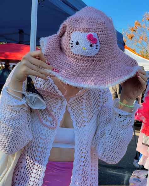 found this cute hello kitty bucket bat while thrifting! Hello Kitty Bucket Hat, Cute Hello Kitty, Bucket Hat, Bat, Hello Kitty, Crochet Hats, Kitty, Hats, Knitting