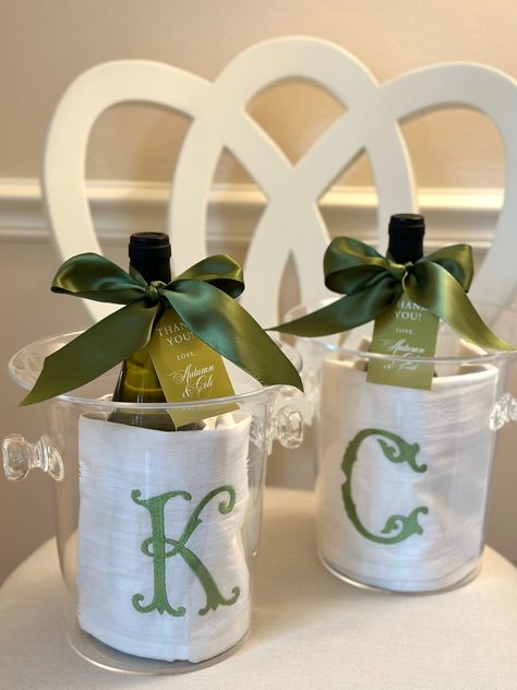 Huang Acrylic Champagne Cooler (3 … curated on LTK Wedding Shower Hostess Gift Ideas, Wine Hostess Gift, Diy Hostess Gifts, Christmas Hosting, Camp Bach, Hostess Gift Ideas, Shower Hostess Gifts, Young Wedding, Champagne Cooler