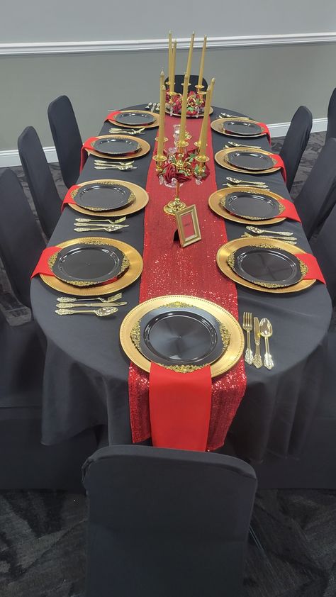 Black Gold Red Table Setting, Black Red And Gold Table Decor, Red And Black Dessert Table Ideas, Dnd Events, Gold Party Decorations Diy, Prom Themes Starry Night, 50th Birthday Party Centerpieces, Highschool Reunion, Red Table Settings