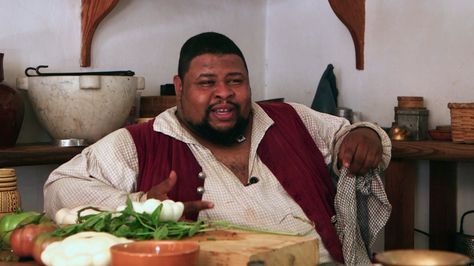 Michael Twitty in colonial Williamsburg, VA, where he is currently a historian-in-residence. Brined Chicken, Gullah Geechee, Brine Chicken, Williamsburg Va, Colonial Williamsburg, Evening Meals, African American History, Favorite Food, Chicken Recipe