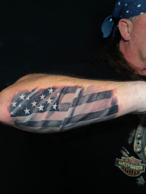 Patriotic Tattoos, Flag Tattoo, Waves Tattoo, White Tattoo, Drawings Simple, Tattoo Stencils, Art Drawings Simple, Jesus Fish Tattoo, American Flag