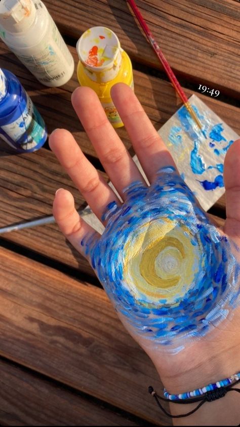 Foot Painting Ideas, Painting On Skin, Vibes Painting, Painting Starry Night, Painting Van Gogh, Aesthetic Summer Vibes, Arm Painting, Leg Painting, Starry Night Painting