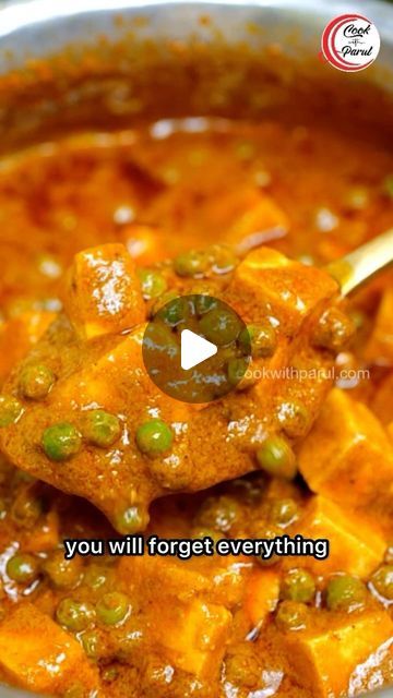 Cook with Parul (ChefParulGupta) on Instagram: "Comment if you want my 20+ PANEER Recipes, I’ll send them to you in your DM.  Matar Paneer is a popular North Indian dish of Indian cottage cheese aka Paneer and peas cooked in a spicy and flavorsome curry.  Reasons You’ll Love This Matar Paneer Recipe  * It is prepared with the combination of paneer and green peas as its hero ingredient in a tomato and onion gravy base. * Matar paneer recipe is a popular Indian Curry dish made with green peas and Paneer (Indian cottage cheese) in a base of onions, tomatoes, cashews, spices.   Packed it in my Borosil Lunchboxes that are airtight glass containers that keep my lunch fresh and leakproof along with some cut fruits, samak rice, navratri mixture.  Ingredients: Oil - 2 tbsp Chopped Onion - 2 pcs Gar Green Peas Recipes Indian, Peas Recipe Indian, Mattar Paneer Recipe, Paneer Gravy, Green Peas Recipes, North Indian Recipes, Paneer Recipe, Onion Gravy, Pea Recipes