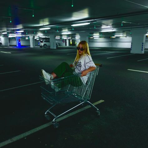 Shopping Cart Photoshoot Aesthetic, Cart Photoshoot Aesthetic, Dark Parking Lot Photoshoot, Photoshoot In Parking Lot, Garage Aesthetic Pictures, Parking Lot Photography, Parking Photoshoot Aesthetic, Rooftop Parking Lot Photoshoot, Parking Lot Aesthetic Photoshoot