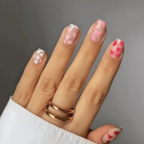 Heart Nail Designs, Valentine Nail Art, February Nails, Heart Nail, Nagel Tips, Stick On Nails, Heart Nails, Valentine's Day Nails, Valentines Nails