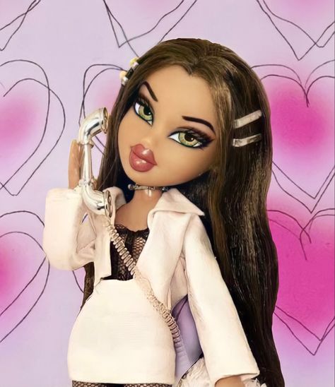 Bratz Doll Brown Hair, Green Hazel Eyes Aesthetic, Bratz Green Eyes, Bratz Brown Hair, Hazel Eyes Aesthetic, Black Hair Green Eyes Girl, Green Hazel Eyes, Brown And Blonde Hair, Brown Hair And Hazel Eyes