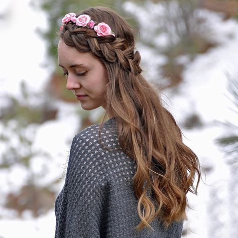 Flower Crown Updo, Flower Child Hair, Crown Updo, Braided Cornrow Hairstyles, Step By Step Hairstyles, Crown Braid, Cornrow Hairstyles, Half Up Half Down Hair, Half Up Hair