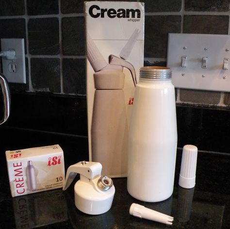 Isi Whipper Recipes, Whipped Cream Dispenser Recipe, Recipes With Whipping Cream, Homemade Whipped Cream, Cool Whip, Cream Recipes, Sweets Treats, Favorite Holiday, Coffee Bar