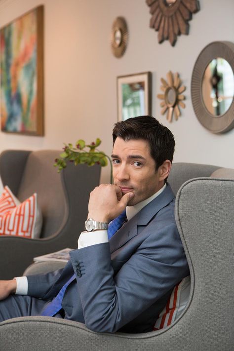 Need more #BuyingAndSelling? Tune in @hgtv for an afternoon marathon starting at 1 p.m. @hgtv #realestate #renos Jonathan Silver Scott, Best Poses, Hgtv Star, Scott Brothers, Great Scott, Behind The Scenes Photos, Drew Scott, Rowan Blanchard, Jonathan Scott