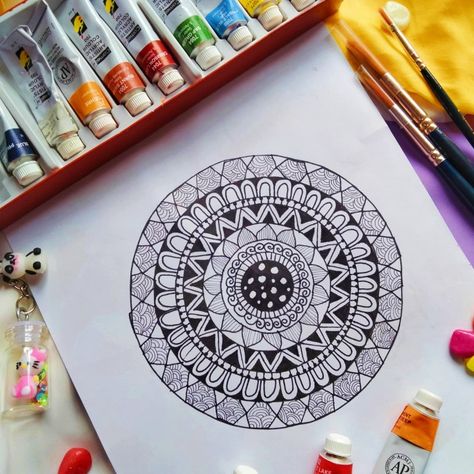 Made this mandala using some geometrical shapes (circles, triangle and hexagon) Mandala Art Using Geometrical Shapes, Triangle Mandala, Easy Mandala, Easy Mandala Drawing, Angle Design, Geometrical Shapes, Simple Mandala, Mandala Drawing, Circle Shape