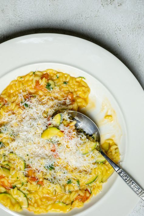 Risotto With Zucchini, Saffron Risotto Recipes, Zucchini Risotto, Saffron Risotto, Yellow Zucchini, Parsley Leaves, Tomato Risotto, Focaccia Bread Recipe, Zucchini Tomato