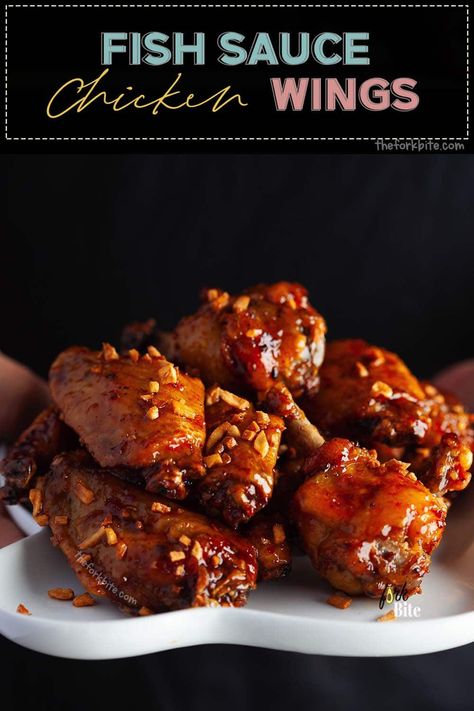 These fish sauce chicken wings are sweet, garlicky, and coated with sticky glaze. The secret ingredient is the Red Boat Fish Sauce that's packed with umami flavor. Vietnamese Fish Sauce Chicken Wings, Red Boat Fish Sauce Recipes, Fish Sauce Chicken Wings, Chinese Salads, Fish Sauce Chicken, Fish Sauce Recipe, Wings Video, Delicious Sauces, Vietnamese Fish