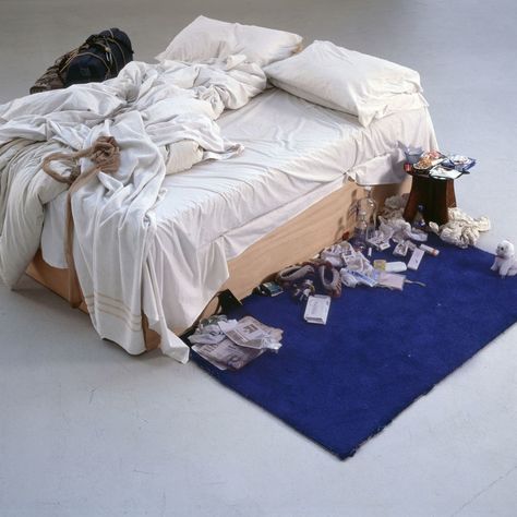 Tracey Emin My Bed, Tracy Emin, Tracey Emin Art, Bed Carpet, Duvet Bed, Messy Bed, Bedroom Duvet, Tracey Emin, Gcse Art