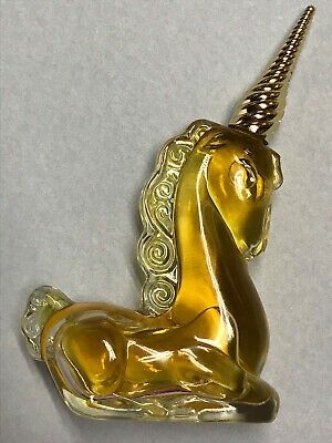 VINTAGE AVON GLASS Unicorn Bottle With Original Perfume Amber. Image from PicClick. Vintage Avon Perfume Bottles, Glass Unicorn, Unicorn Bottle, Avon Bottles, Avon Perfume Bottles, Pretty Perfume Bottles, Avon Collectibles, Avon Perfume, Perfume Bottle Art