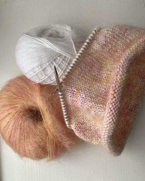 Summer Knits, Hantverk Diy, Knitting Hacks, Mode Crochet, Angel Print, Mohair Knit, Yarn Inspiration, Mohair Yarn, Creative Corner