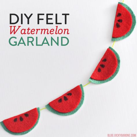 Sew Garland, Watermelon Garland, Felt Watermelon, Summer Cafe, Fabric Leaf, Watermelon Crafts, Watermelon Theme, Watermelon Decor, Leaf Bowl