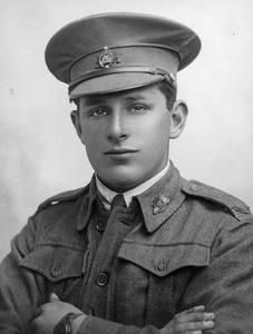 WWI, 14 Oct 1916 Pt Alec J McLaren, AIF, died, Western Front. ©IWM Ww1 Photos, Ww1 Soldiers, Wwii Uniforms, Military Officer, Western Front, Gut Feeling, Call Of Cthulhu, Men In Uniform, Military Men