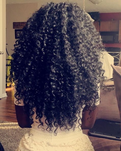 Presto Curl By freetress Crochet Curls For Black Women, Curls For Black Women, Curly Hair Sew In, Natural Hair Pictures, Crochet Curls, Curly Crochet Hair Styles, Pelo Afro, Dull Hair, Natural Hair Inspiration