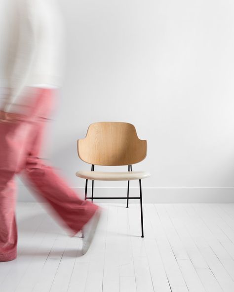 Studio Chairs Photography, Furniture Studio Photography, Furniture Lifestyle Photography, Studio Chair Photoshoot, Furniture Photoshoot Ideas, Chair Photoshoot Ideas, Marble Photoshoot, Stool Photography, Furniture Photoshoot