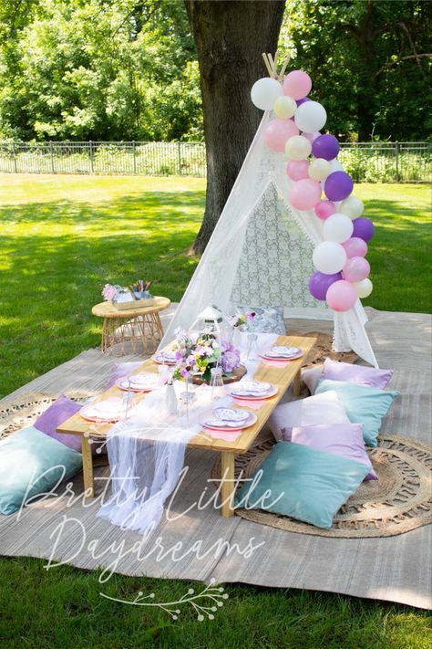 Butterfly Picnic Birthday, Butterfly Teepee Party, Spa Picnic Party, Butterfly Picnic Party, Backyard Tea Party Kids, Birthday Picnic Ideas Kids, Pastel Picnic Party, Kids Picnic Birthday Party, Princess Picnic Birthday Party