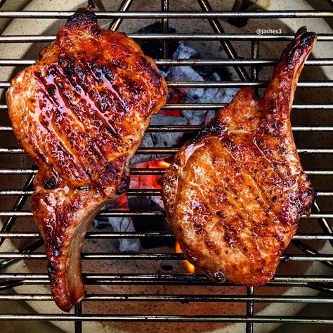 Pork Rib Eye, Grilled Pork Tenderloin Recipes, Grilling Steak, Lump Charcoal, Magic Dust, Grilled Pork Tenderloin, Outdoor Grilling, Kamado Joe, Tenderloin Recipes