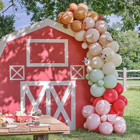 Farm Party Decorations, Animal Party Decorations, Farm Themed Party, Diy Girlande, Fest Temaer, Farm Animal Party, Farm Themed Birthday Party, Balloon Garland Diy, Ginger Ray