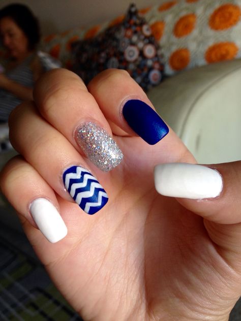 Royal Blue Nails With White Design, White And Royal Blue Nails Acrylic, White With Royal Blue Nails, Zeta Phi Beta Nails, White Nails With Royal Blue Accent, White And Royal Blue Nails, Nails For Greece, Ocean Blue Nails, Neon Blue Nails