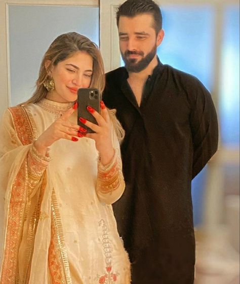 Eid Pictures, Hamza Ali Abbasi, Naimal Khawar, Asian Wedding Dress Pakistani, Pakistani Beauty, Asian Wedding Dress, Eid Ul Fitr, Mother And Son, Bridal Dress Fashion