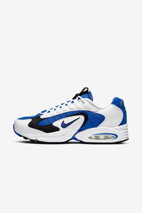 Nike SNKRSでチェック：https://www.nike.com/jp/launch/t/air-max-triax-96-varsity-royal?sitesrc=snkrsIosShare Nike Snkrs, Air Max Sneakers, Air Max, Nike Air Max, Nike Air, Sneakers Nike, Wish List, Nike, Sneakers