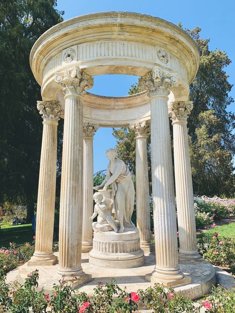 Greek Statue Garden Aesthetic, Ancient Greek Style Home, Greek Palace Aesthetic, Greek Ancient Architecture, Greco Roman Architecture, Greek Mythology Architecture, Ancient Greece Aesthetic Architecture, Greek Pavilion, Ethereal Architecture