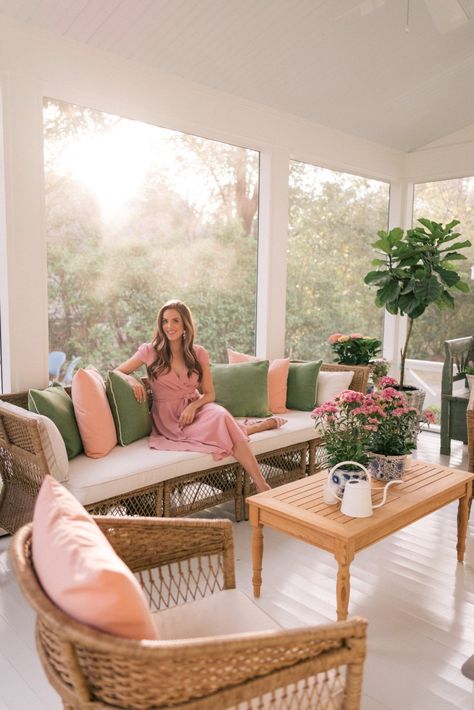 Screen Porch Inspiration, Porch Design Ideas, Southern Living Magazine, Stained Table, Julia Berolzheimer, Charleston Homes, Screened In Patio, Gal Meets Glam, Porch Design