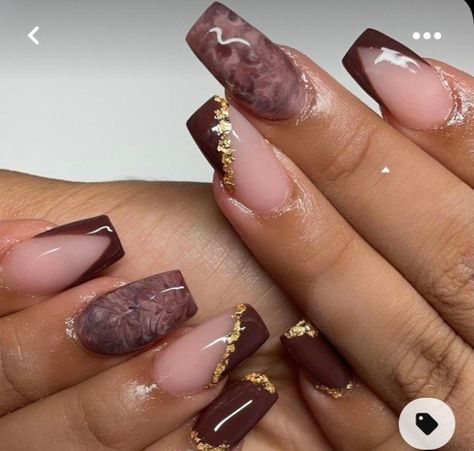 September Nails Coffin, Short Boujee Nails, Maroon Marble Nails, Maroon Nails Short, Maroon Ombre Nails, Fall Marble Nail Designs, Burgundy Marble Nails, Marble French Tip Nails, Fall French Tip Nails