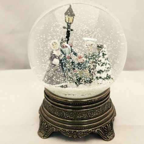 vintage  snowglobe  UK Paris Snow, Vintage Snow Globes, Christmas Animated, Christmas Snow Globe, Christmas Globes, Musical Snow Globes, I Love Snow, Mr Christmas, Musical Gift