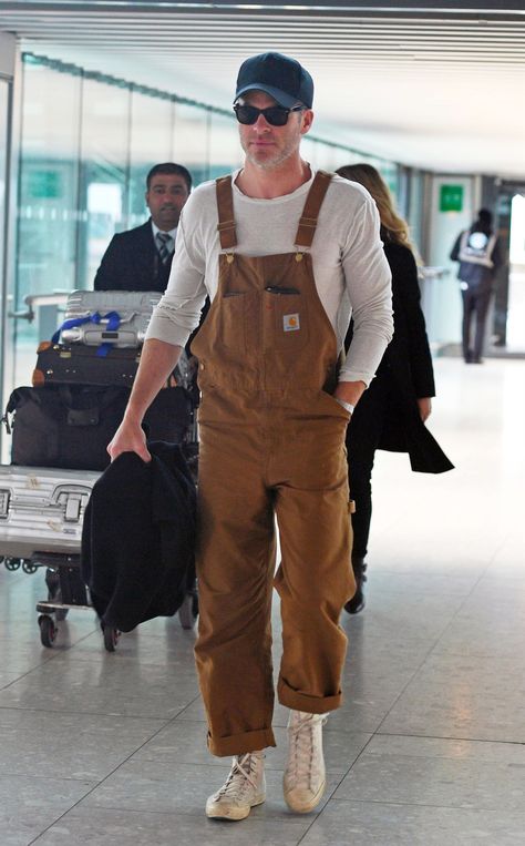 Overalls Outfit Men, Overalls Men Fashion, Carhartt Outfit, 90s Fashion For Men, Men In Overalls, Men Overall, Overalls Outfits, Carhartt Overalls, Mens Overalls