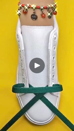 42K views · 571 reactions | Un estilo único para tus sneakers!! 🤩🤩 | STK Shoes Lacing Tutorial, Shoe Lacing, Shoe Lacing Techniques, Ways To Lace Shoes, Steampunk Christmas, Diy Fashion Scarf, Crochet Baby Shoes Pattern, Lace Diy, Sewing Easy Diy