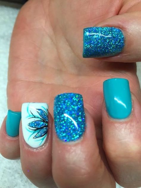 glitter-nail-designs-ideas8 Matching Nails, Blue Nail Art Designs, Fingernail Designs, Blue Nail Art, Pretty Nail Designs, Blue Nail, Nails Polish, Designs Nail, Nail Designs Glitter