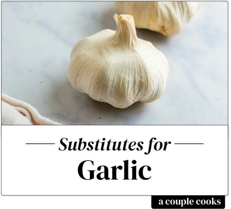 Garlic Substitute, Garlic Allergy, Roasted Shallots, A Couple Cooks, Harvest Kitchen, Healthy Cook Books, Garlic Uses, Garlic Chives, Best Powder